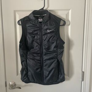 Nike small black zippered vest.